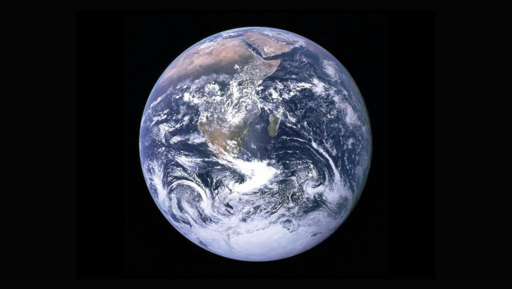 ارتفاع حاد في الحرارة يهوي بأسعار الدجاج في الأسواق المغربية