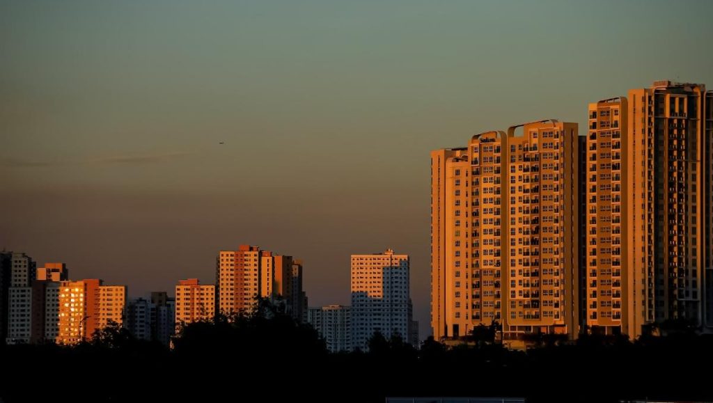 نجاح سباق الذكاء الاصطناعي: 344 مليار دولار استثمار عمالقة التكنولوجيا!